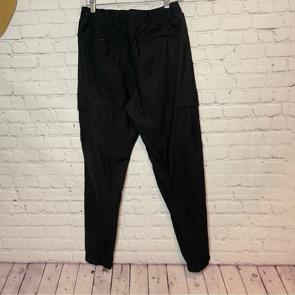 Old Navy Active Jogger Pants - Picture 4 of 11